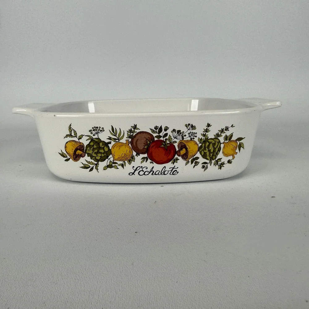 Corning Ware Spice of Life L'Echalote 1 Quart Casserole Dish A-1-B White Vintage